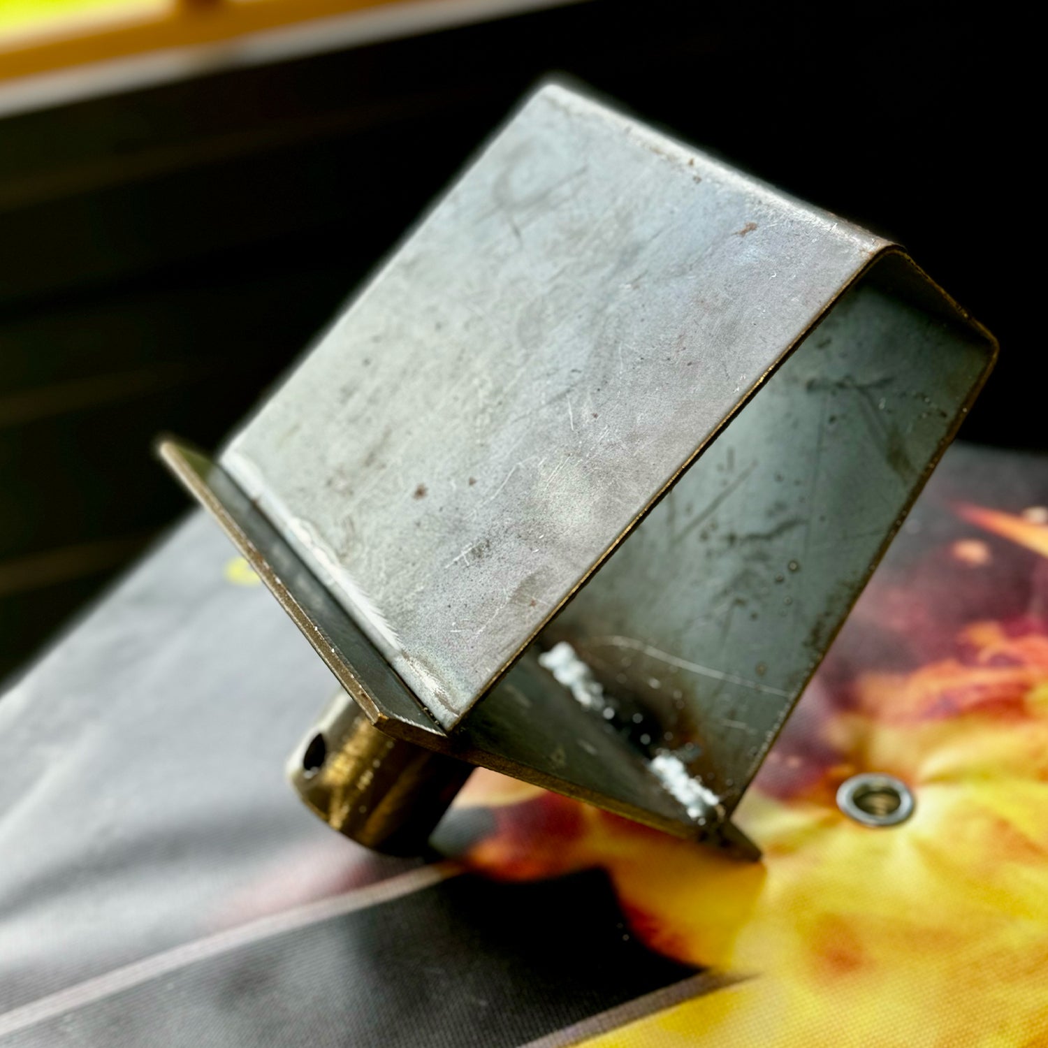 GripTopz - Gold Bar Pinch Lift Top